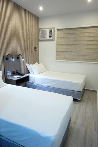 Bedroom 26