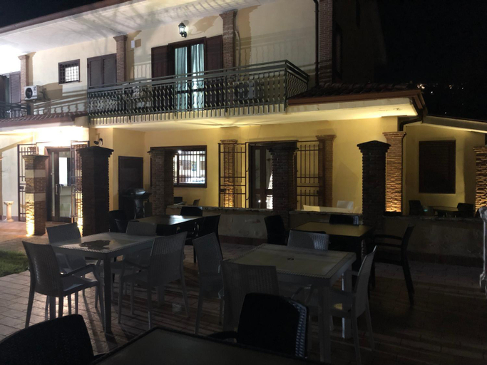Others 3, VILLA MORELLIS, Avellino