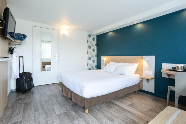 Bedroom 9