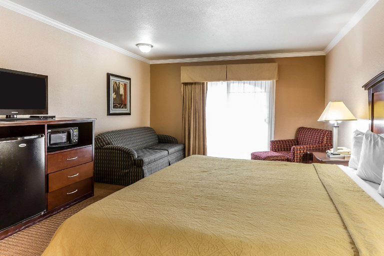 Bedroom 9