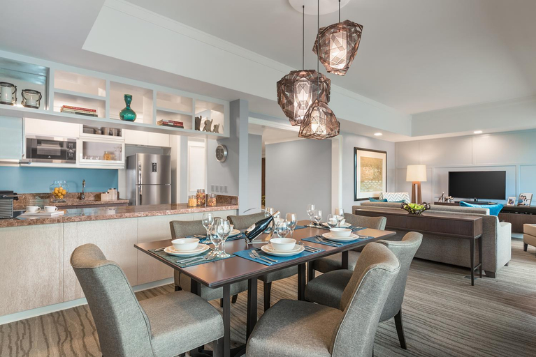 Dining Room 8