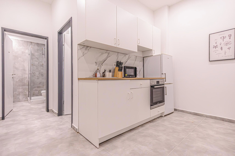 Others 5, 4BR Apt for 10P - 10 Min to Westbahnhof, Wien