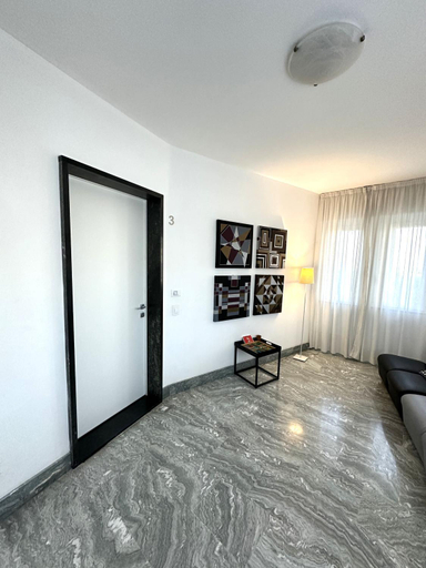 Others 5, La Pervinca Apartments, Verona
