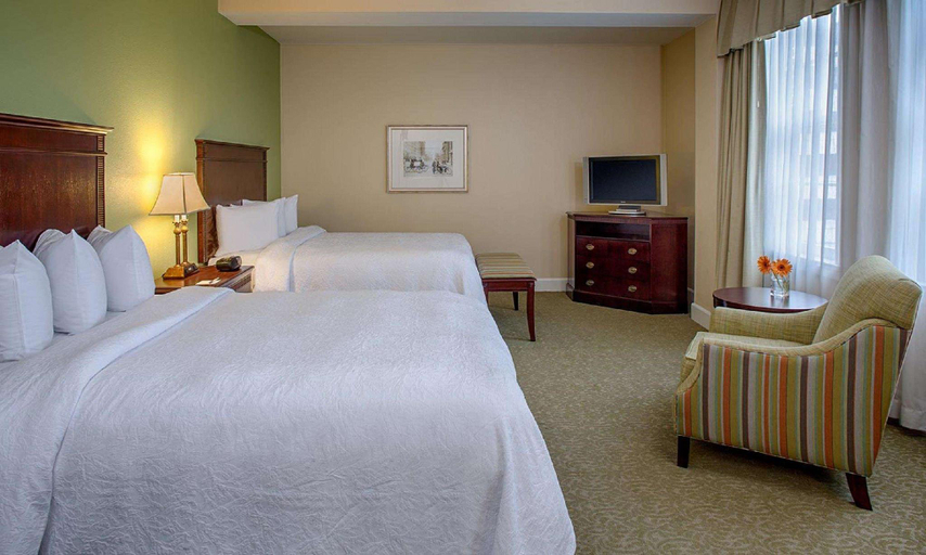 Bedroom 2, Tutwiler Hotel Birmingham, a DoubleTree by Hilton, Jefferson