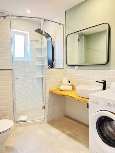 Bathroom 5, Skiathou 12 Glyfada Residences, Attica