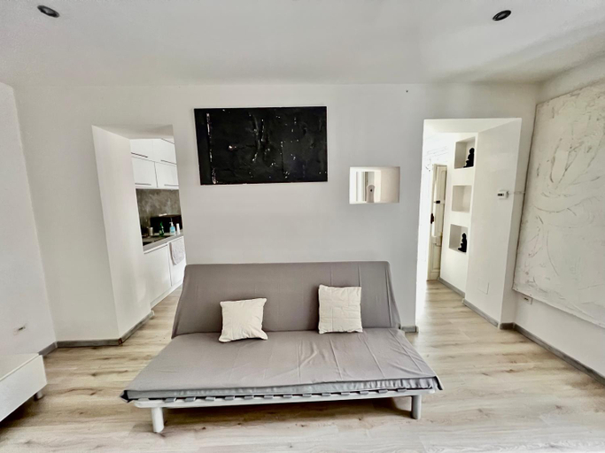 Others 4, [Abstract house] Design home in center of Turin, Torino