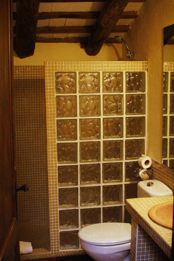 Bathroom 2, El Celler de la Guardia, Barcelona