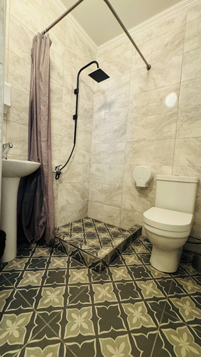 Bathroom 5, Sultan Hostel & Guesthouse, Fatih