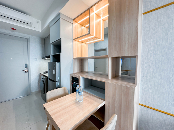 Dining Room 9