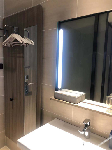 Bathroom 3, Hanting Hotel Nantong Railway Station, Nantong