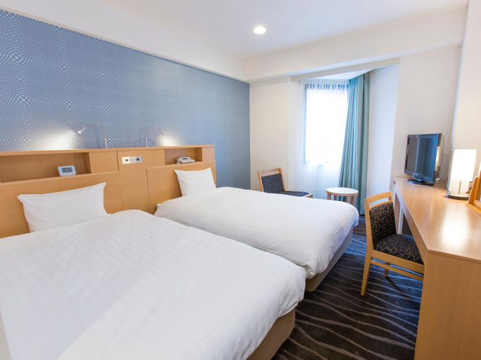 Bedroom 12
