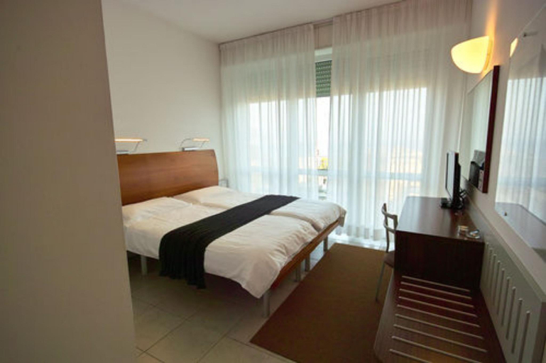 Bedroom 14