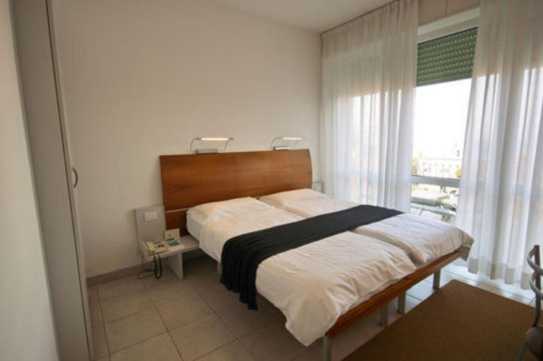 Bedroom 17