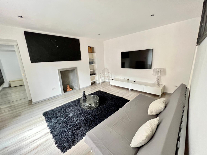 Others 5, [Abstract house] Design home in center of Turin, Torino