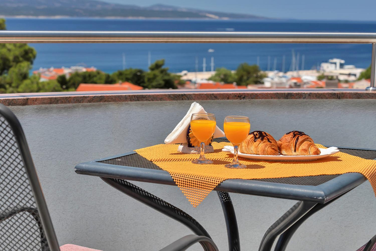 Food & Drinks, Villa Juric 1, Baška Voda