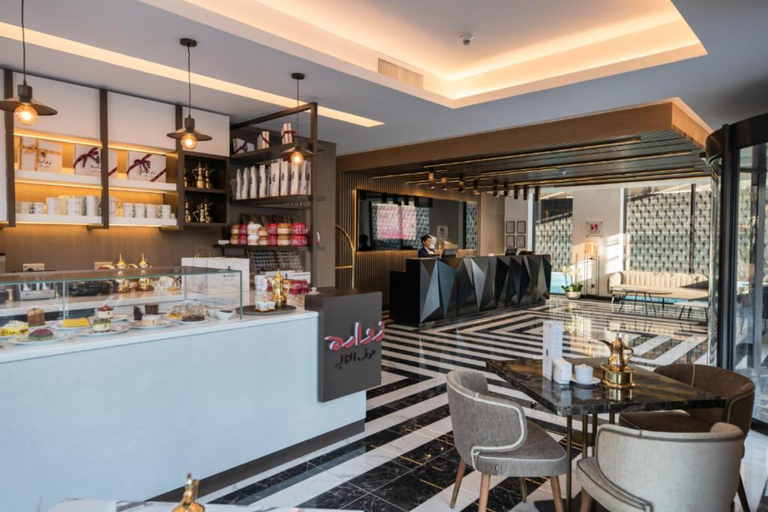 Food & Drinks 4, Swiss-Belboutique Bneid Al Gar, Kuwait City