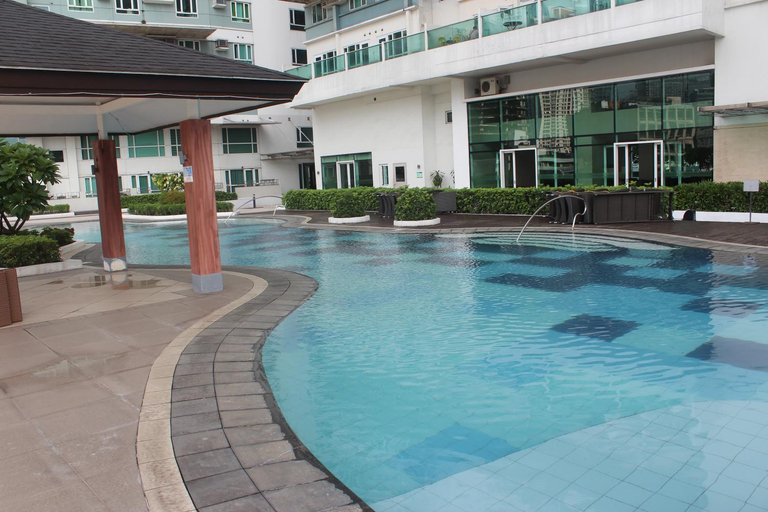 Swimming Pool 6