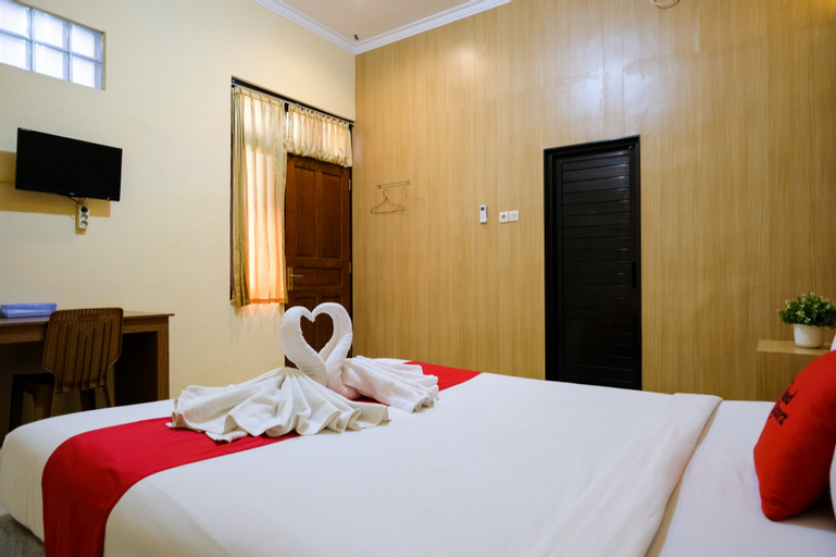 Bedroom 8