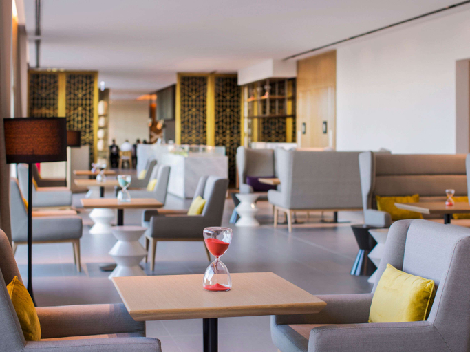 Food & Drinks 5, Novotel Muscat Airport, Seeb