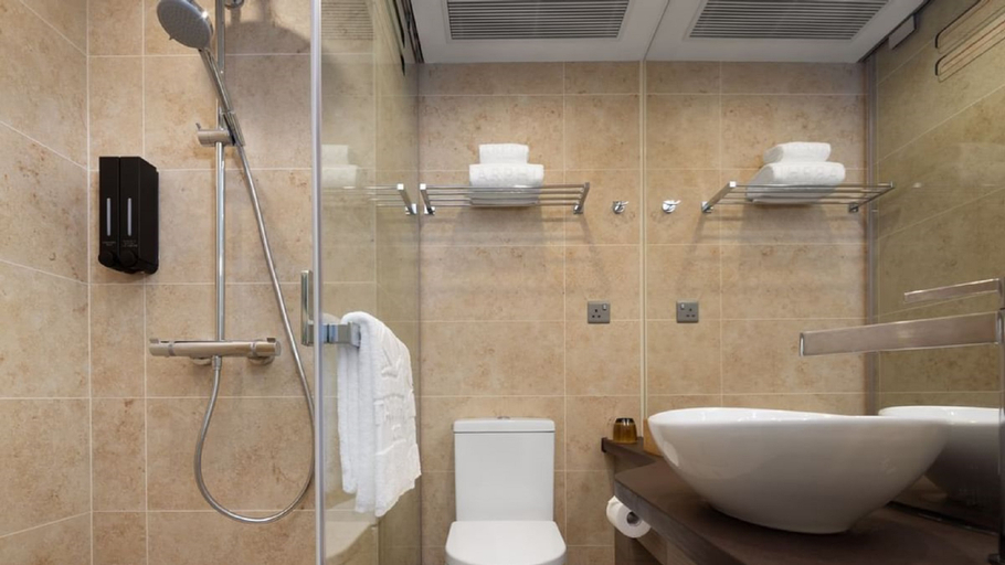 Bathroom 6