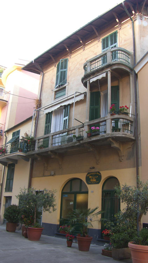 Exterior & Views 1, Affittacamere Marco, La Spezia