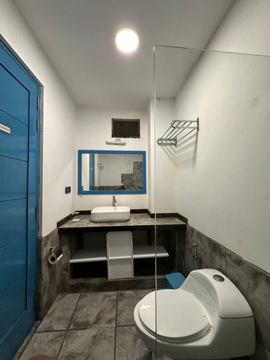 Bathroom 4, Scenic Grand Baa Fehendhoo, Baa Atoll