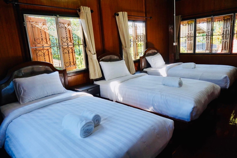 Bedroom 2, punyin hotel @inthanon, Chom Thong