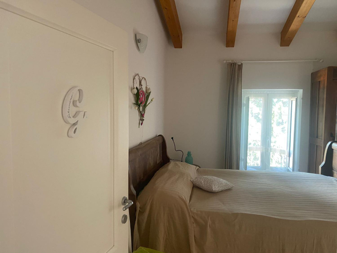 Bedroom 2, Finale Ligure Gorra Rooms Rosa di Mare vicino al mare lontano dal caos!, Savona
