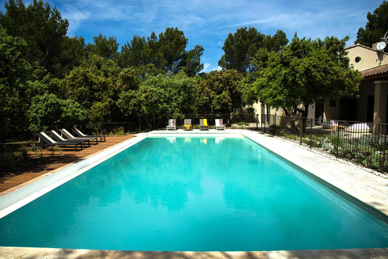 Others 5, Maison atypique en Provence chez Brigitte, Vaucluse