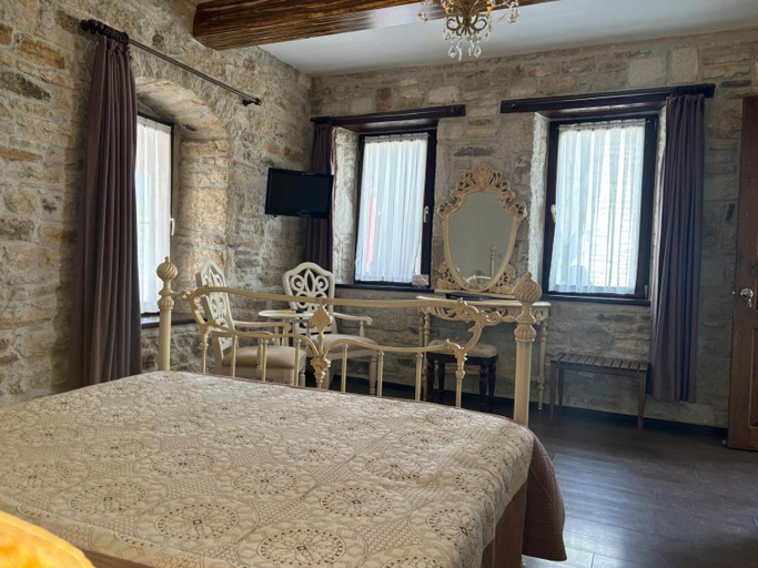 Bedroom 2, Griffon Hotel, Foça