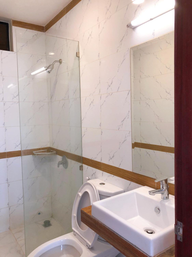 Bathroom 30