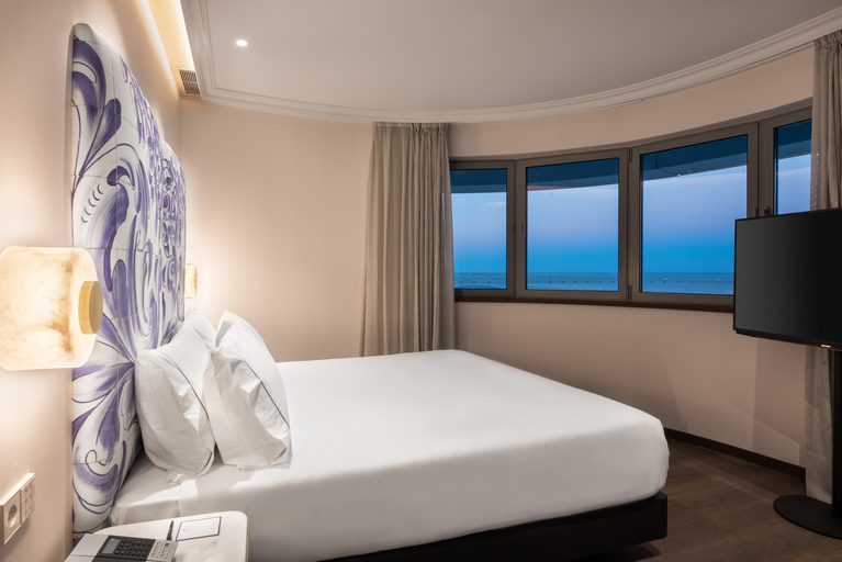 Bedroom 14