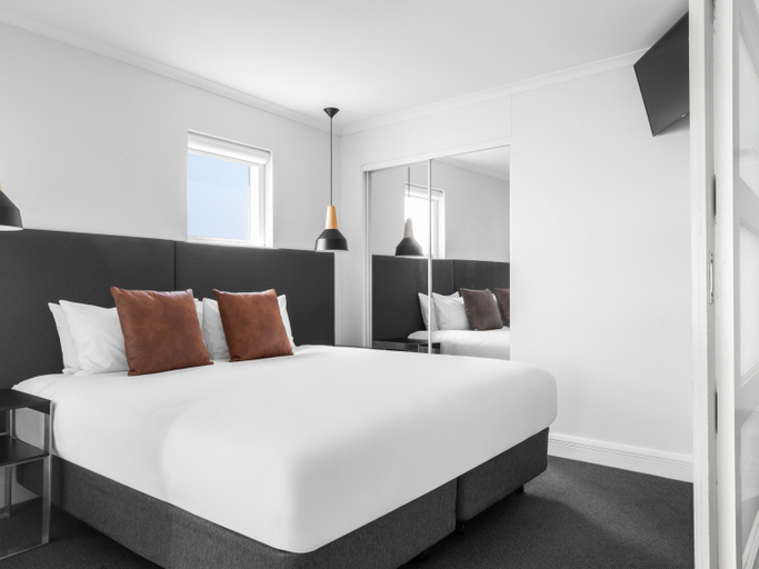 Bedroom 3, Mantra on Kent Sydney, Sydney