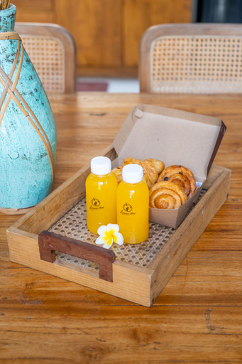 Larose Villas and Boutique Camp Canggu - Food & Drinks