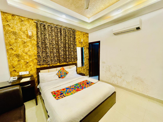 Bedroom 1, Zeal Luxury Boutique Hotel, Mathura