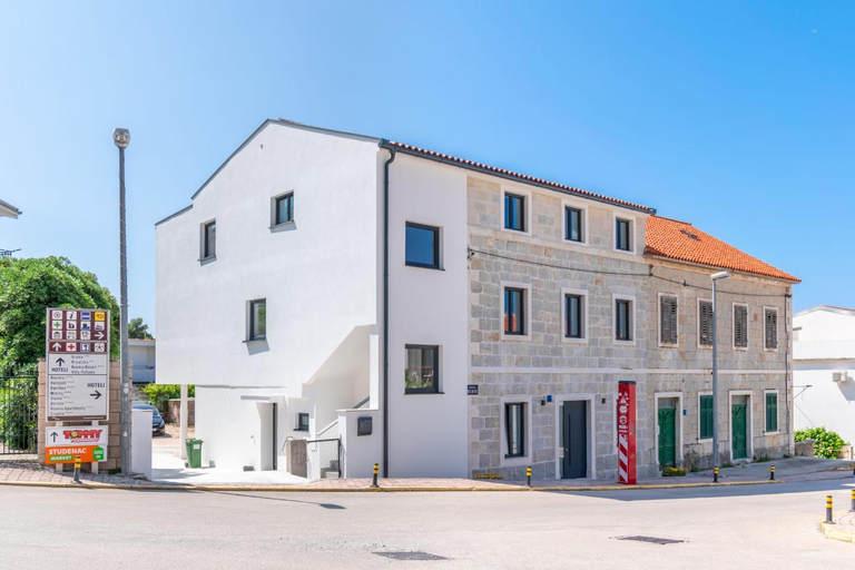 Others 5, Stone house, Baška Voda
