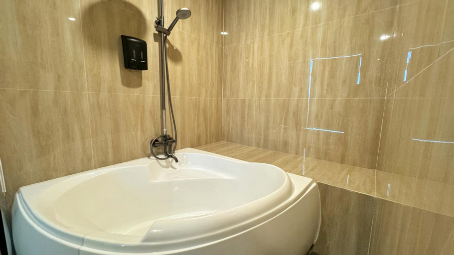 Bathroom 5