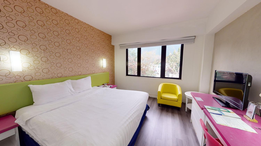 Bedroom 18
