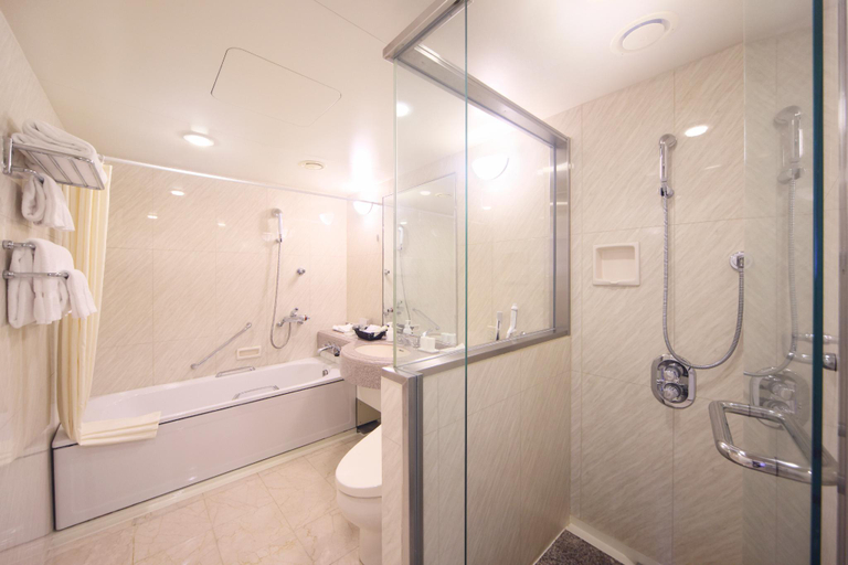 Bathroom 4