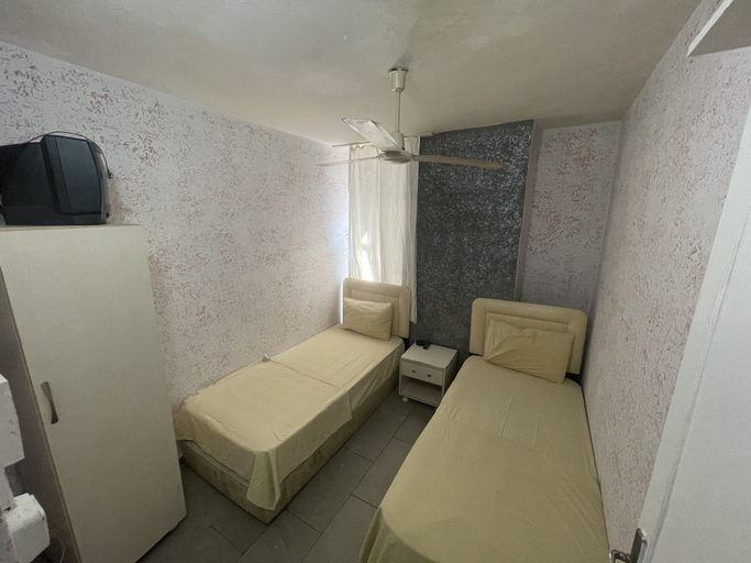 Bedroom 4, Ersoy Efe Pansiyon, Antalya
