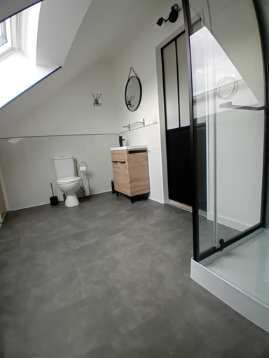 Others 5, Chambre d'hotes, Eure