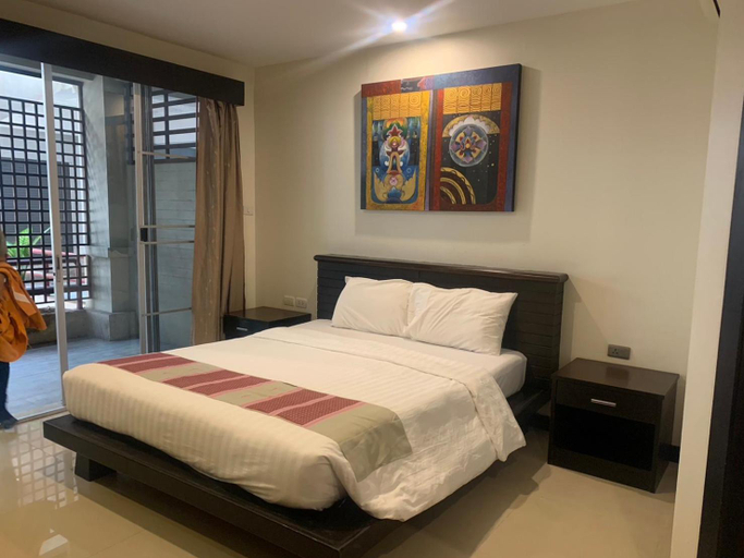 Bedroom 8