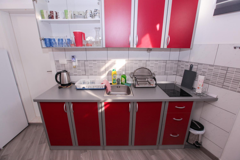 Others 3, Apartments Damjan, Gradac