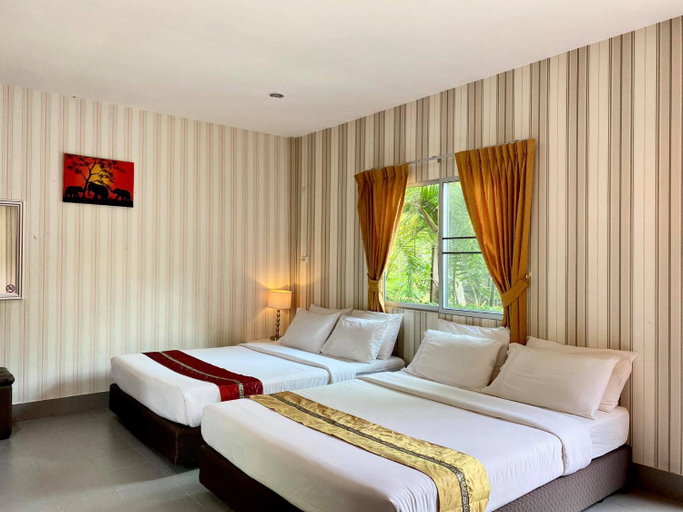 Bedroom 13