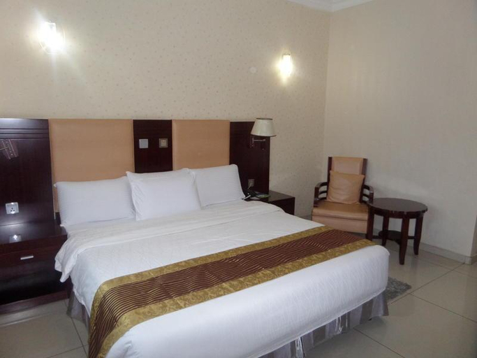 Bedroom 2, Barcelona Hotel, AbujaMun