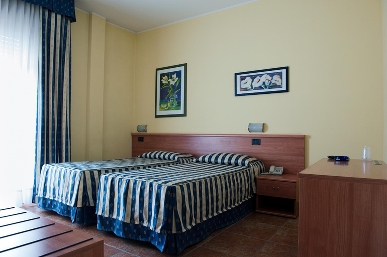 Bedroom 8