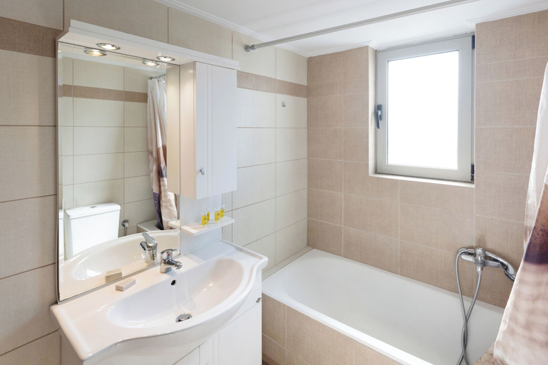 Bathroom 2, Urban Oasis with Acropolis Views by GHH, Attica