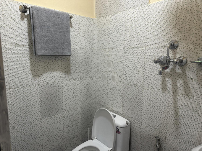 Bathroom 5, Kankali Viewpoint Resort Pvt Ltd, Bagmati