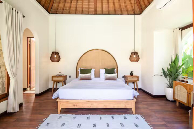 Bedroom 3, Villa Casa Toya - Luxury 4BR Haven, 3min to Canggu's Beach Elegance, Badung
