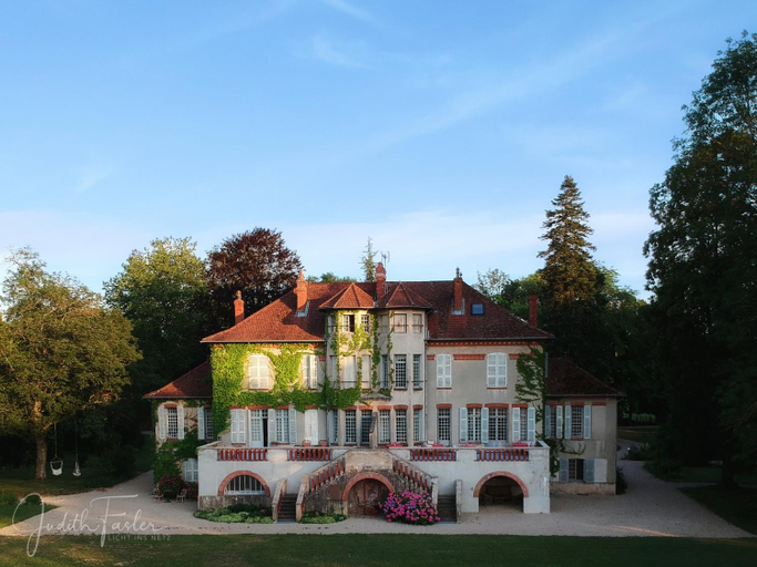 Others 4, Le Relais du Doubs en Bourgogne, Saône-et-Loire